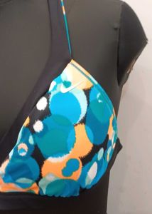 Nike Reversible Bra..size 12