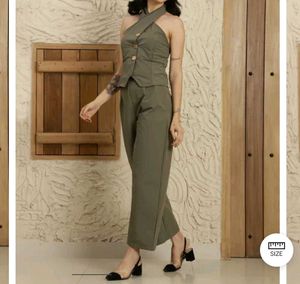 Stylish Wide-Leg Trousers