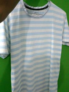 Men's Striped T-Shirt best for gen-z styling