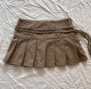 y2k Pleated Mini Skirt with Belt