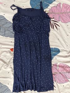 ✨ Dark Blue Floral Dress With Pockets – GAP ✨