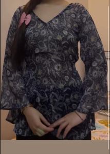 Floral print kurti with adjustable corset bac
