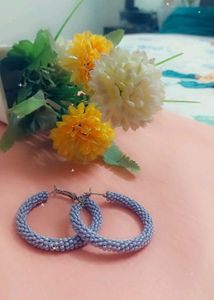 Beautiful Round Earings In Levender Color