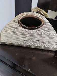 Elegant Textured Clutch Bag golden