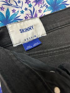 H&amp;M Black Slim Fit Jeans