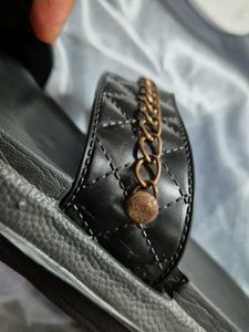 Chic Quilted Chain Slides