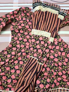 Beautiful Floral Print Kurta Set