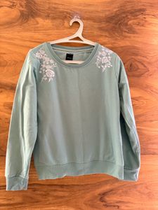 Embroidered Floral Sweatshirt