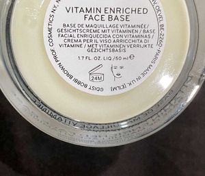 Bobbi Brown Vitamin Enriched Face Base