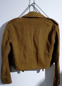 Stylish brown crop Blazer/jacket