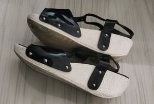 Walkway Brand Sandal