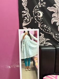 Beautiful Printed Kurta and Straight Pant Combo