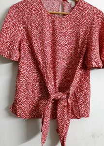 H&M New Chic Red Ditsy Floral Tie-Front Blouse