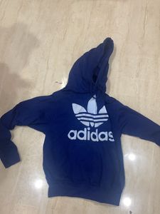 Sweater with pockets and hoodie