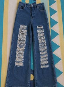Ripped Wide Leg Jeans