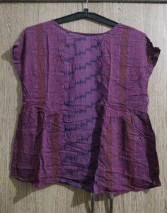 purple l light weight tops for girls/women