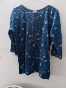 Blue Floral Print V-Neck Kurta