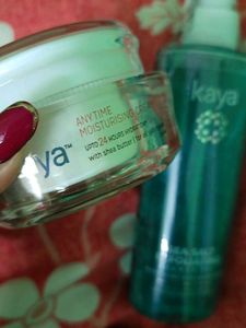 Kaya Everyday Essentials Sea Salt Shower Gel