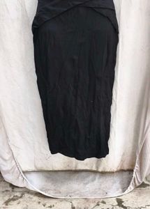 I. Elegant Black Maxi skirt