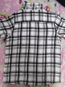 Classic Plaid Button-Up Shirt