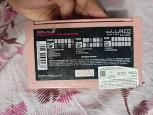Maybelline The Blushed Nudes Eyeshadow Palette