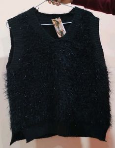 Gorgeous Half Sweater😍