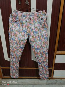Girl's Jeans 👖