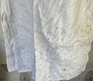 Elegant White Embroidered Kurta
