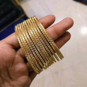 Elegant Gold Bangles Set
