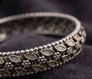 Exquisite Oxidized Silver Bangle Set
