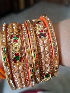 Lakh  Embellished Bangle Set
