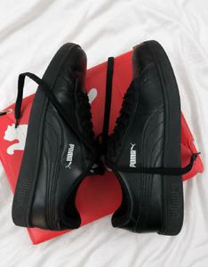 Puma Black Sneakers