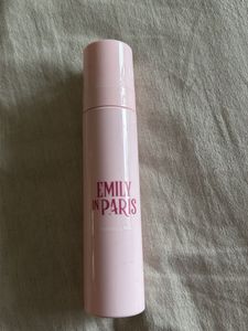 Emily in Paris Hydrating Mist