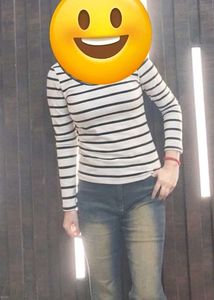 🖤🤍 Stylish Black & White Striped Top