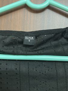 Square neck fitted crop top