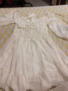 Chic White Puff Sleeve Dress