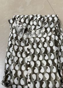 Stylish Paisley Print Kurta