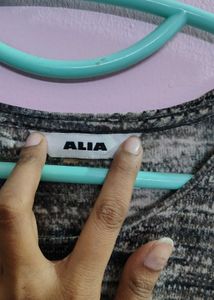 Striped 3/4 Sleeve Top