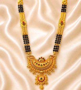 Elegant Gold Mangalsutra