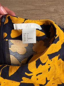 H&amp;M Floral Print Peplum Top