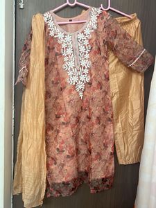 new Floral Kurta Set with Dupatta for M &amp;L