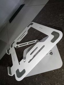 Adjustable Laptop Stand