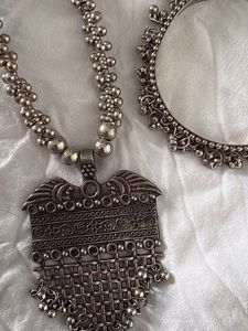 Oxidized Silver Necklace &amp; Earring Set