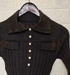 Chic Ribbed Knit Button-Up Top