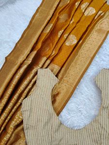 Combo of 2 silk sarees