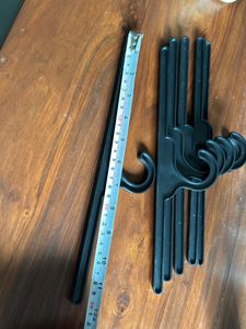 6 Pcs Black PP Hangers 30cmx7.5cm - New