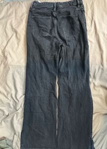straight mid rise ripped jeans
