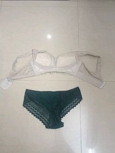 Lace Trim Bra and Panty Set