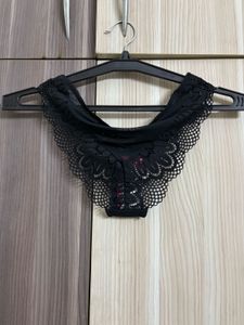 M&amp;S Lace SLIP Thong