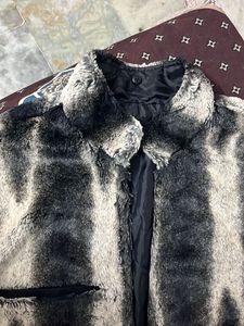 Faux Fur Vest - Stylish &amp; Warm